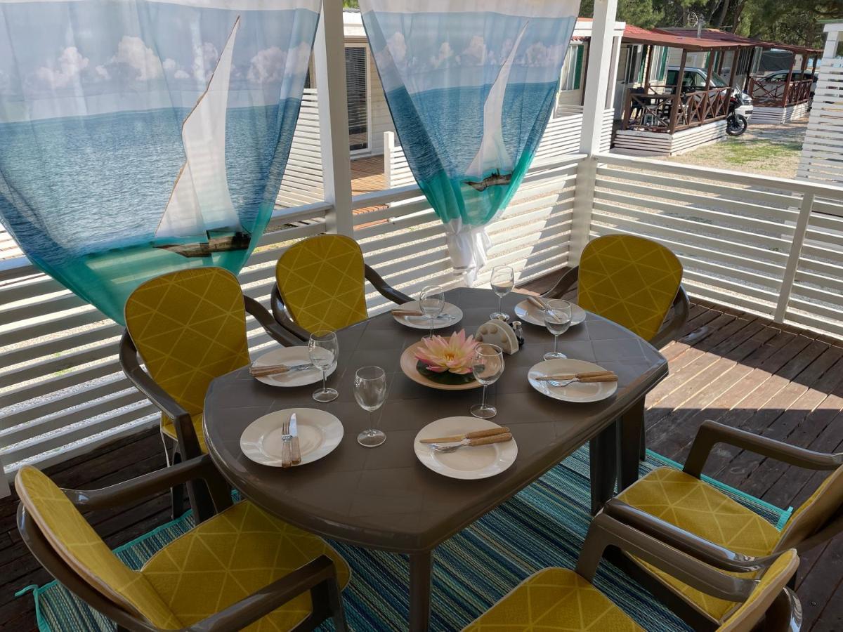 Dalmacia Mobile Homes And Caravans At The Beach Privlaka  Extérieur photo