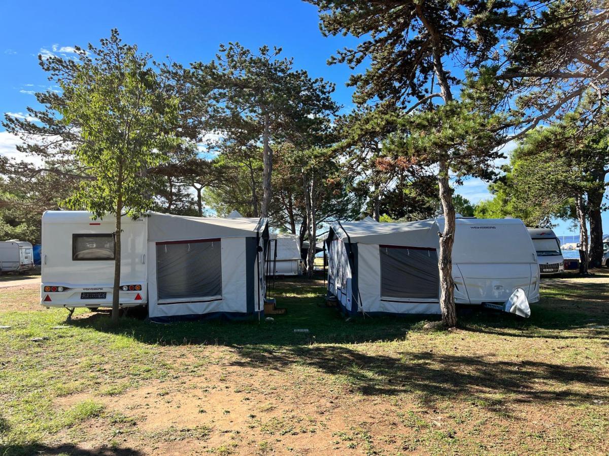 Dalmacia Mobile Homes And Caravans At The Beach Privlaka  Extérieur photo